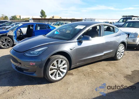 2018 Tesla Model 3 Long Range/Mid Range from USA, damaged, VIN 5YJ3E1EA3JF036743